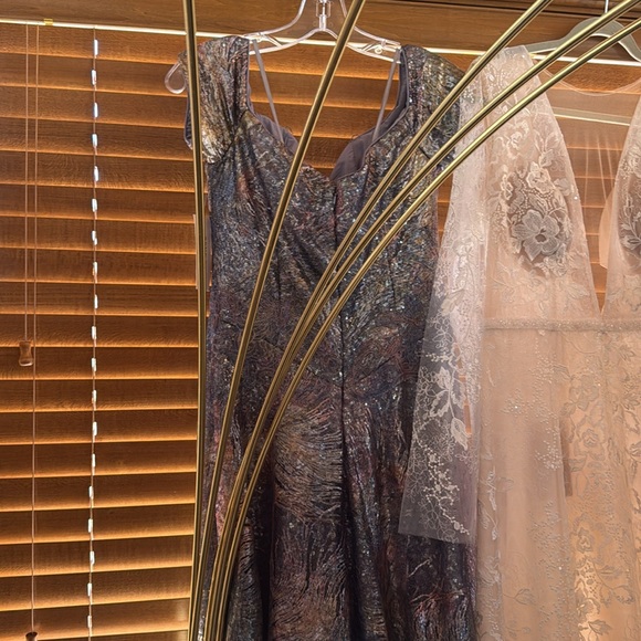 RENE RUIZ COLLECTION Printed Sequin Fit & Flare Gown - Picture 5 of 7